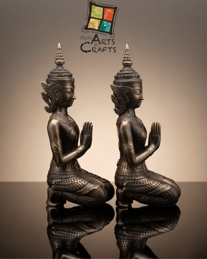 Bronze Welcome Pair