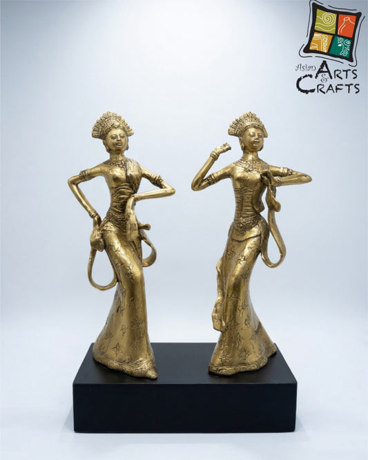 Bronze dancing ladies