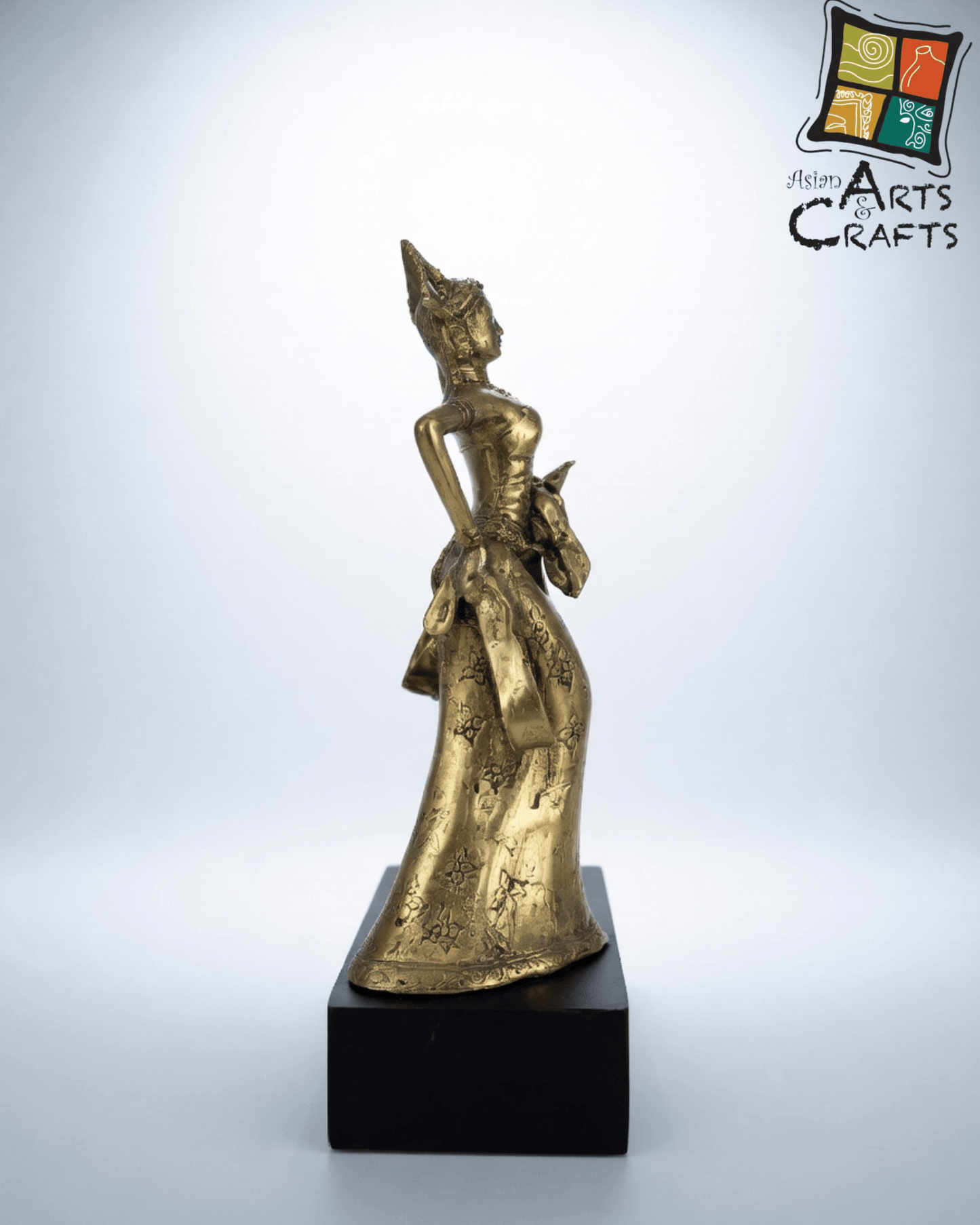 Bronze dancing ladies