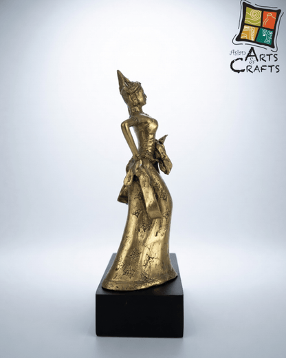 Bronze dancing ladies