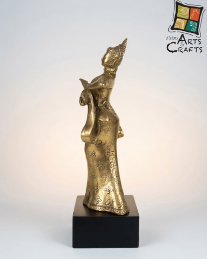 Bronze dancing ladies