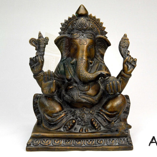 Vintage Bronze Lord Ganesha Statue – Spiritual & Decorative Idol